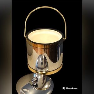 VINTAGE MCM SILVER AND BRASS ICE BUCKET. EXCELLENT CONDITION. BARWARE COCKTAILS